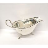 A George V Sheffield silver sauce boat dated 1936. Standing 8 cm high, 15 cm width approx. 117 gms
