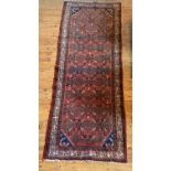 HAMEDAN RED & CREAM RUNNER, 300cm x 105cm