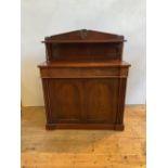 VICTORIAN MAHOGANY PANELLED 2-DOOR CHIFFONIER WITH GALLERY SHELF AND SINGLE DRAWER 137cm high, 115cm