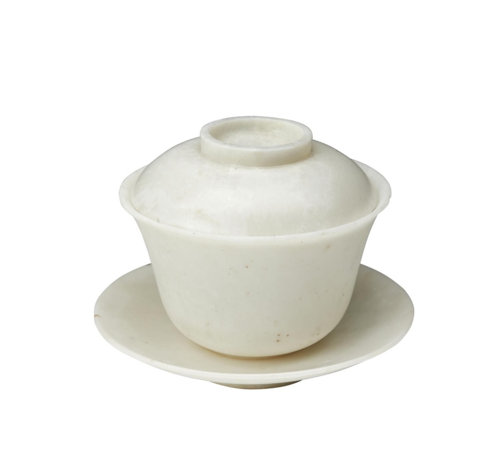 WHITE JADE CUP AND STAND QING DYNASTY 9cm high  PROVENANCE: Private Northumberland collection 