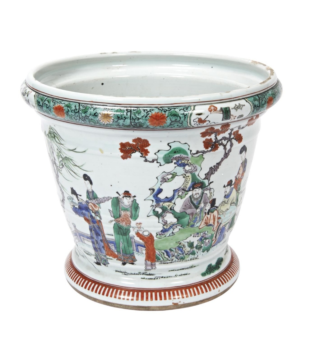LARGE FAMILLE VERTE JARDINIER  QING DYNASTY, 19TH CENTURY the tapered sides painted with scholars be