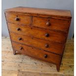 VICTORIAN MAHOGANY CHEST OF 5 DRAWERS WITH TURNED WOODEN HANDLES, 2 short drawers over 3 long
