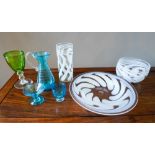 7 PIECES OF SIGNED STUDIO COLOUR GLASS WARE, comprising of Andrew Shea signed cream swirl dish, bowl