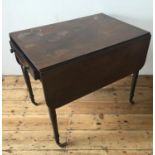 VICTORIAN MAHOGANY PEMBROKE TABLE ON TURNED LEGS, with drawer  71 x 84 x 58cm