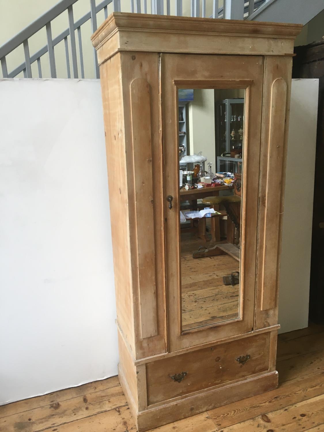 19th CENTURY WAXED PINE SINGLE WARDROBE WITH MIRROR FRONT DOOR AND LINEN DRAWER 202 x 89 x 47cm - Image 3 of 4