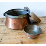 Copper pot with lid and smaller pot/bowl inside
