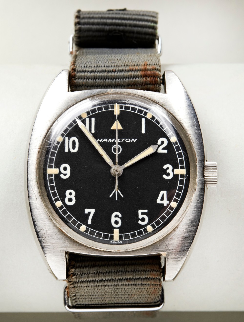 HAMILTON MILITARY MANUAL WIND WATCH, 1970s, tritium dial with arrow mark, Case back with arrow