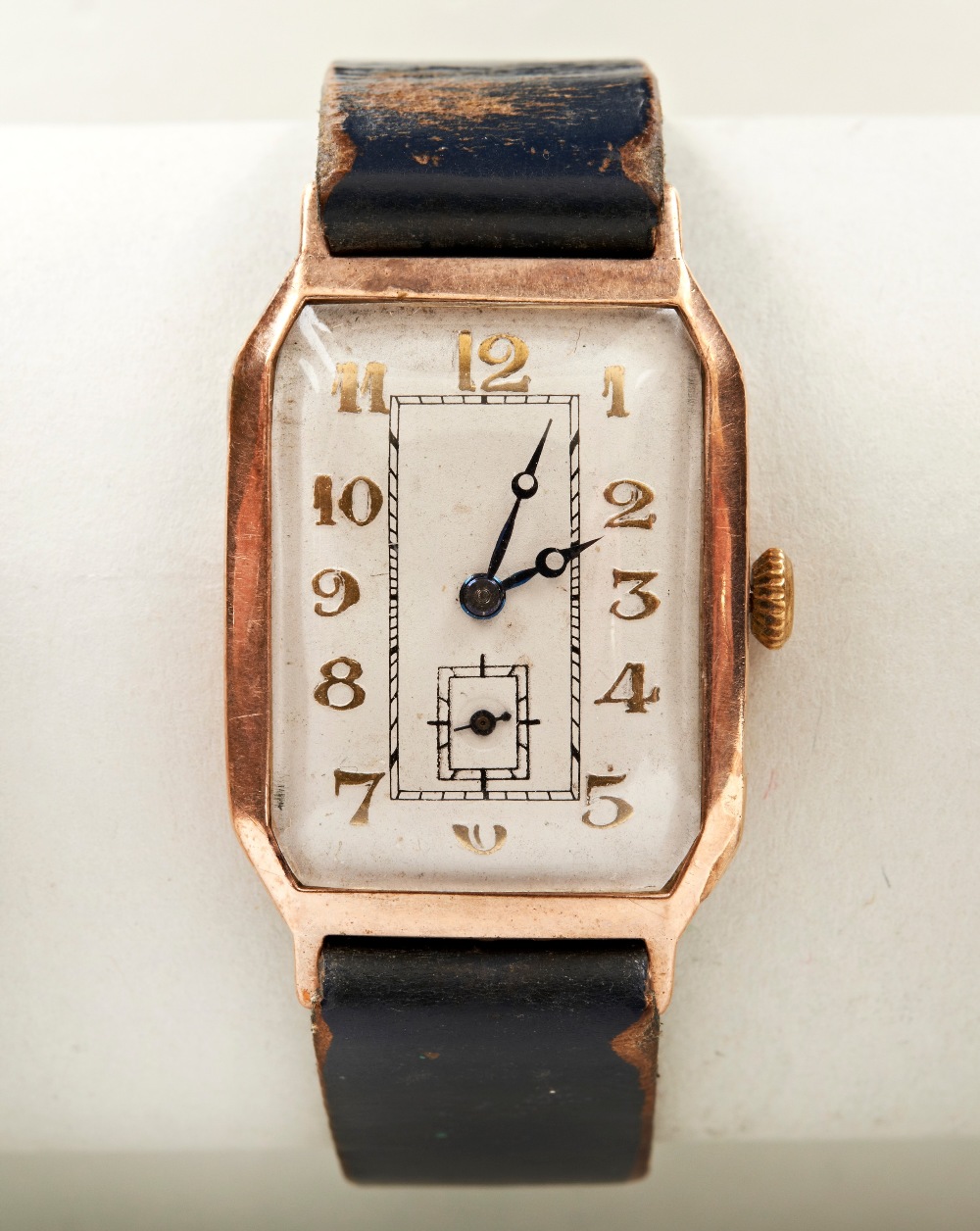 ROTARY 9CT GOLD LOZENGE MANUAL WIND WRISTWATCH, c1930/40s, case marked .375 527731, the off-white