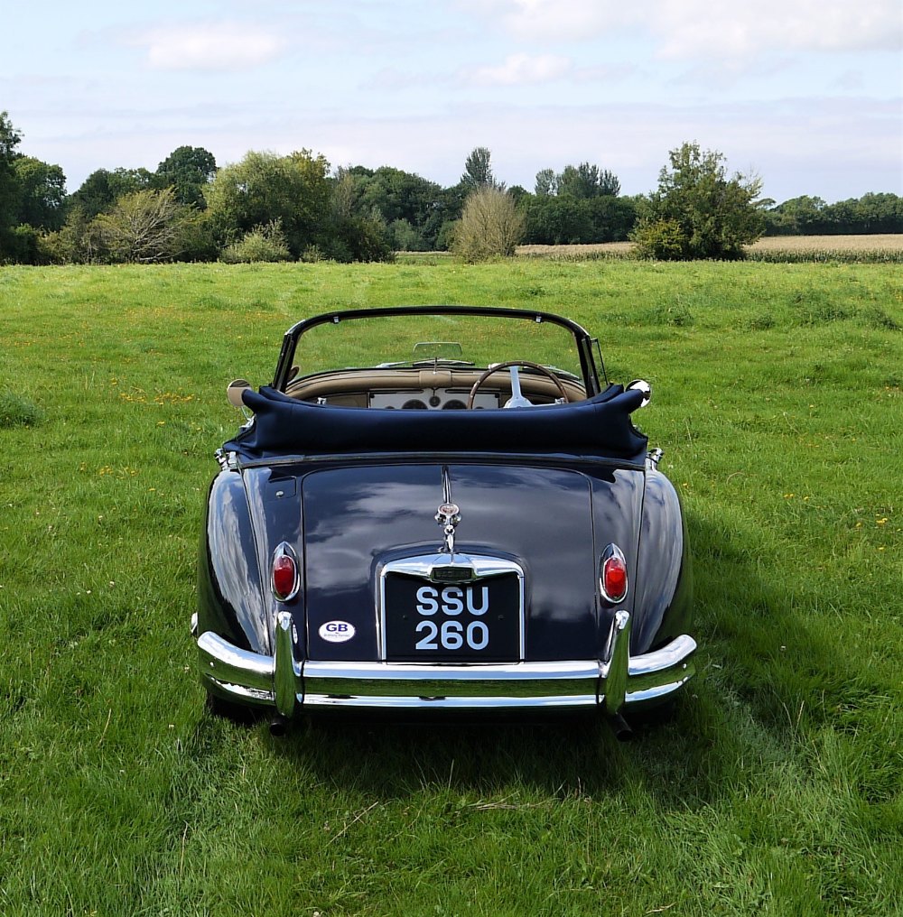 1958 JAGUAR XK150 DROPHEAD COUPE Registration Number: SSU 260 Chassis Number: S837226 Recorded - Image 7 of 26