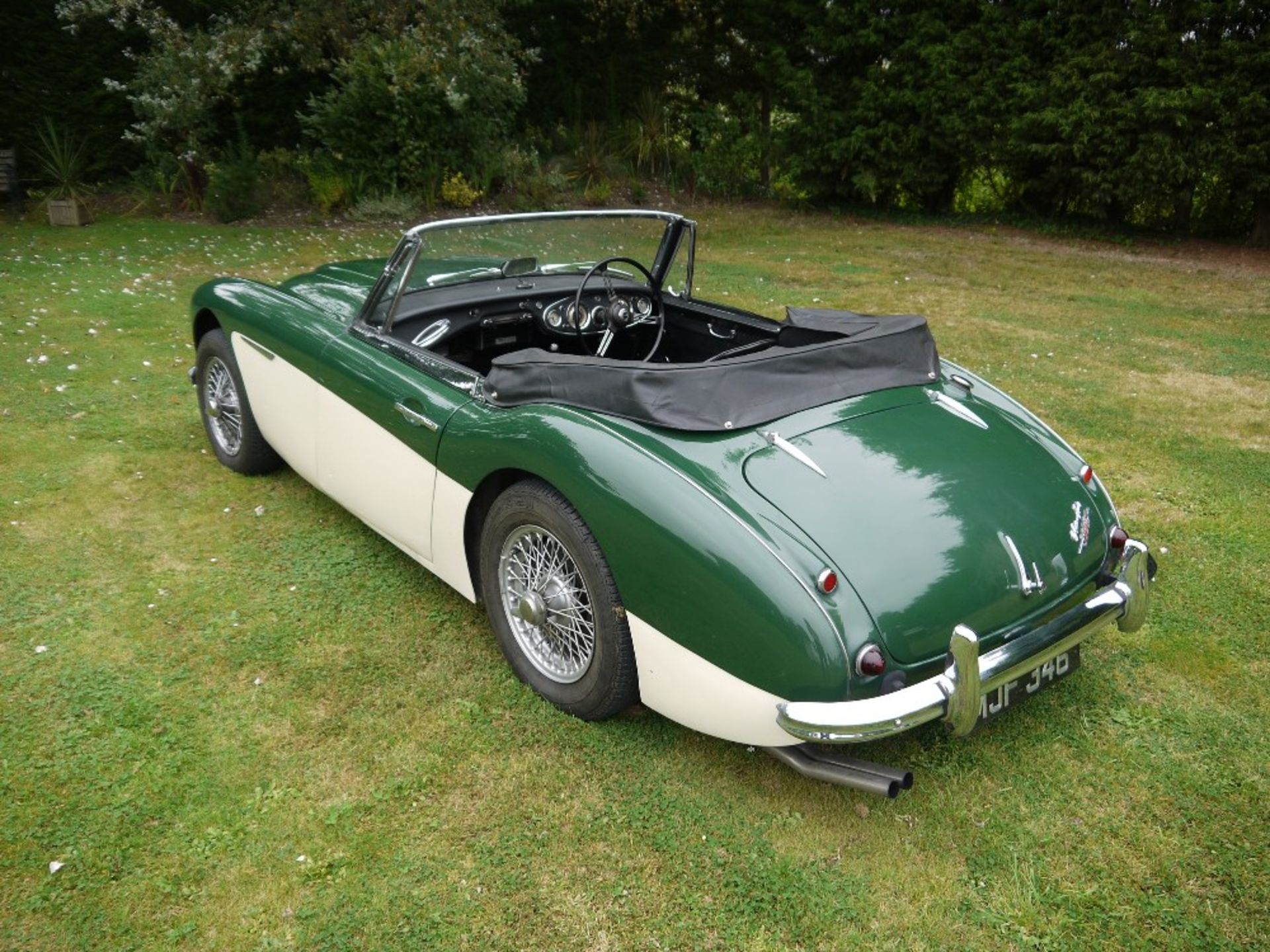 1963 AUSTIN-HEALEY 3000 MARK II Registration Number: MJF 346 Chassis Number: H-BJ7-24376 Recorded - Image 2 of 22