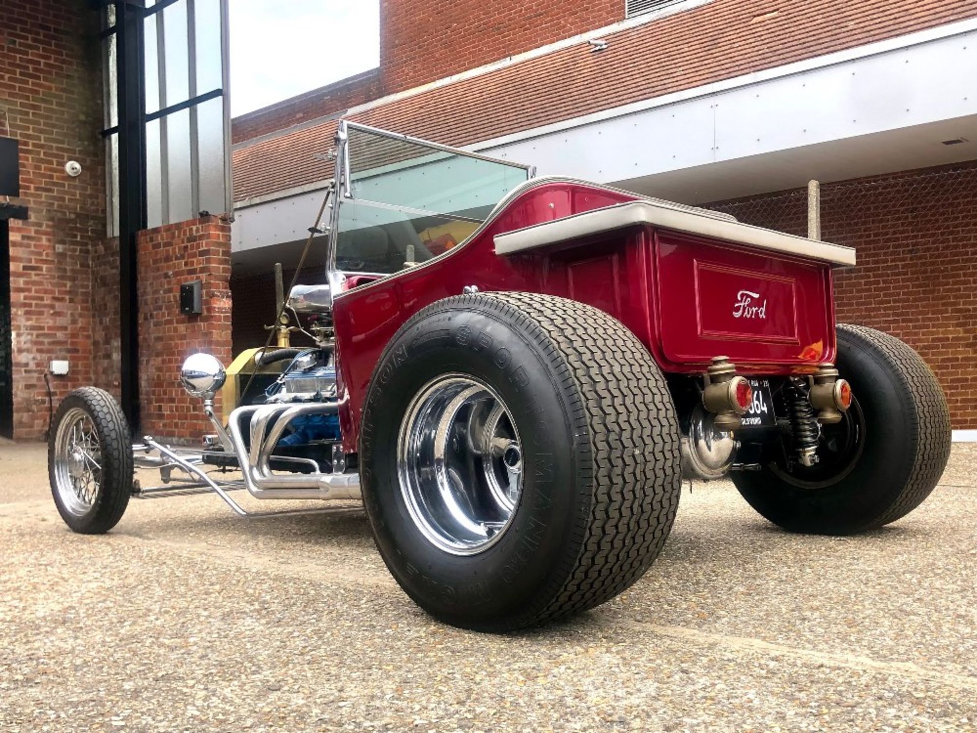 1923 FORD HOTROD Registration Number: BF 9564 Chassis Number: 8342980 Recorded Mileage: 9,600 - Image 2 of 9