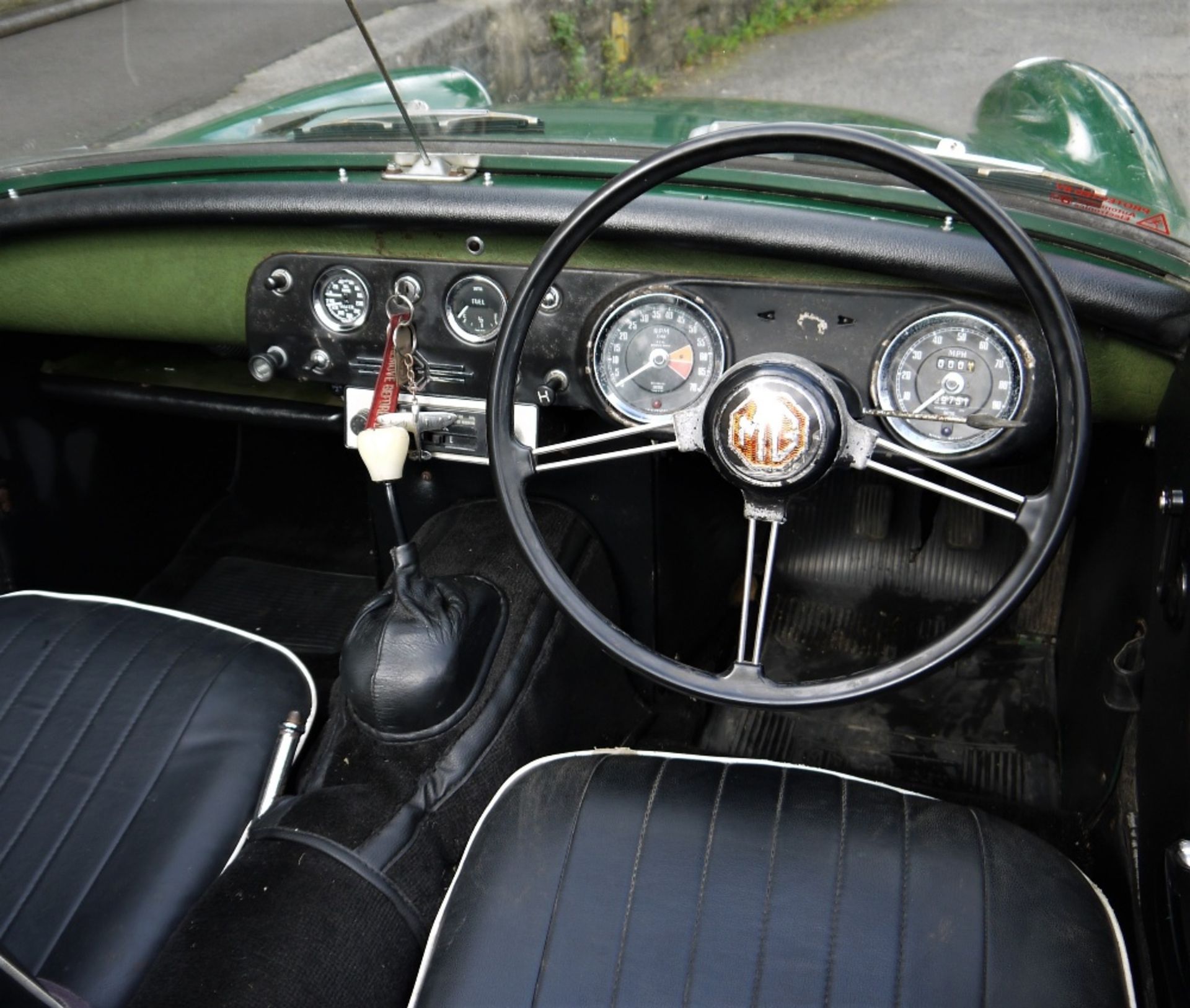 1968 MG MIDGET MARK III Registration Number: VHV 707G Chassis Number: G-AN4/67396-G Recorded - Image 17 of 21