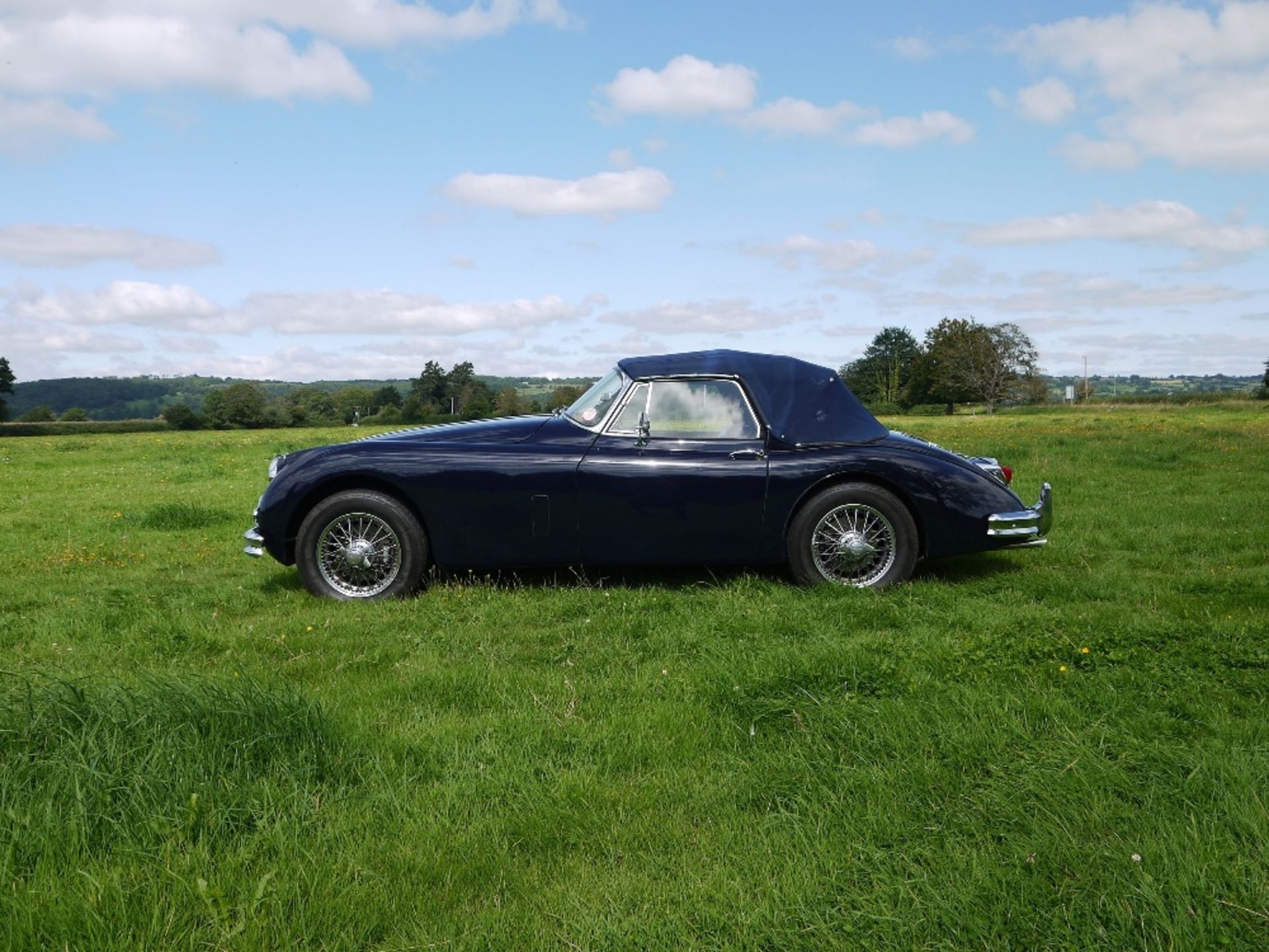 1958 JAGUAR XK150 DROPHEAD COUPE Registration Number: SSU 260 Chassis Number: S837226 Recorded - Image 10 of 26