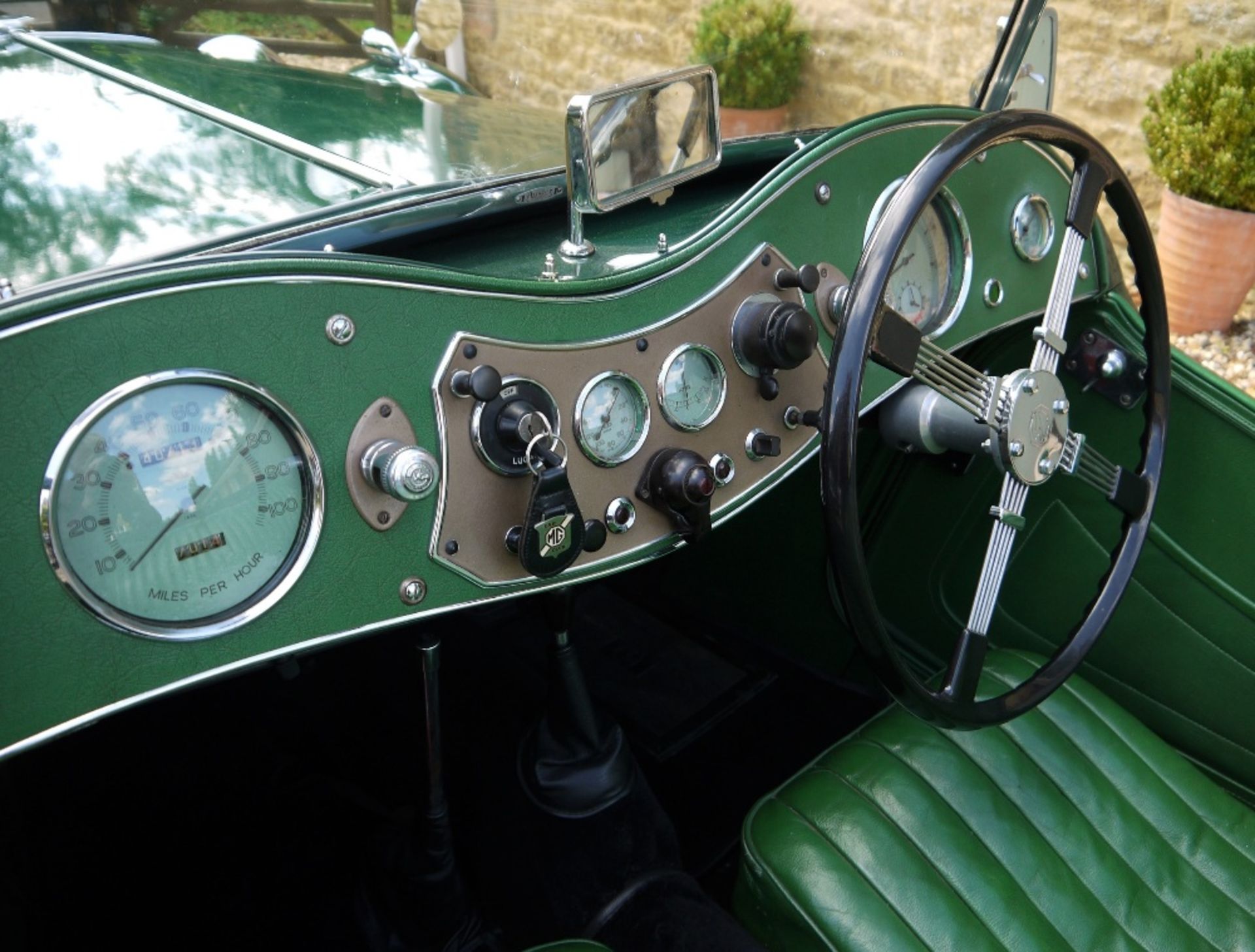 1949 MG TC 'MIDGET' Registration Number: XVV 276 Chassis number: TC 7712 Recorded Mileage: 40,700 - Image 16 of 21