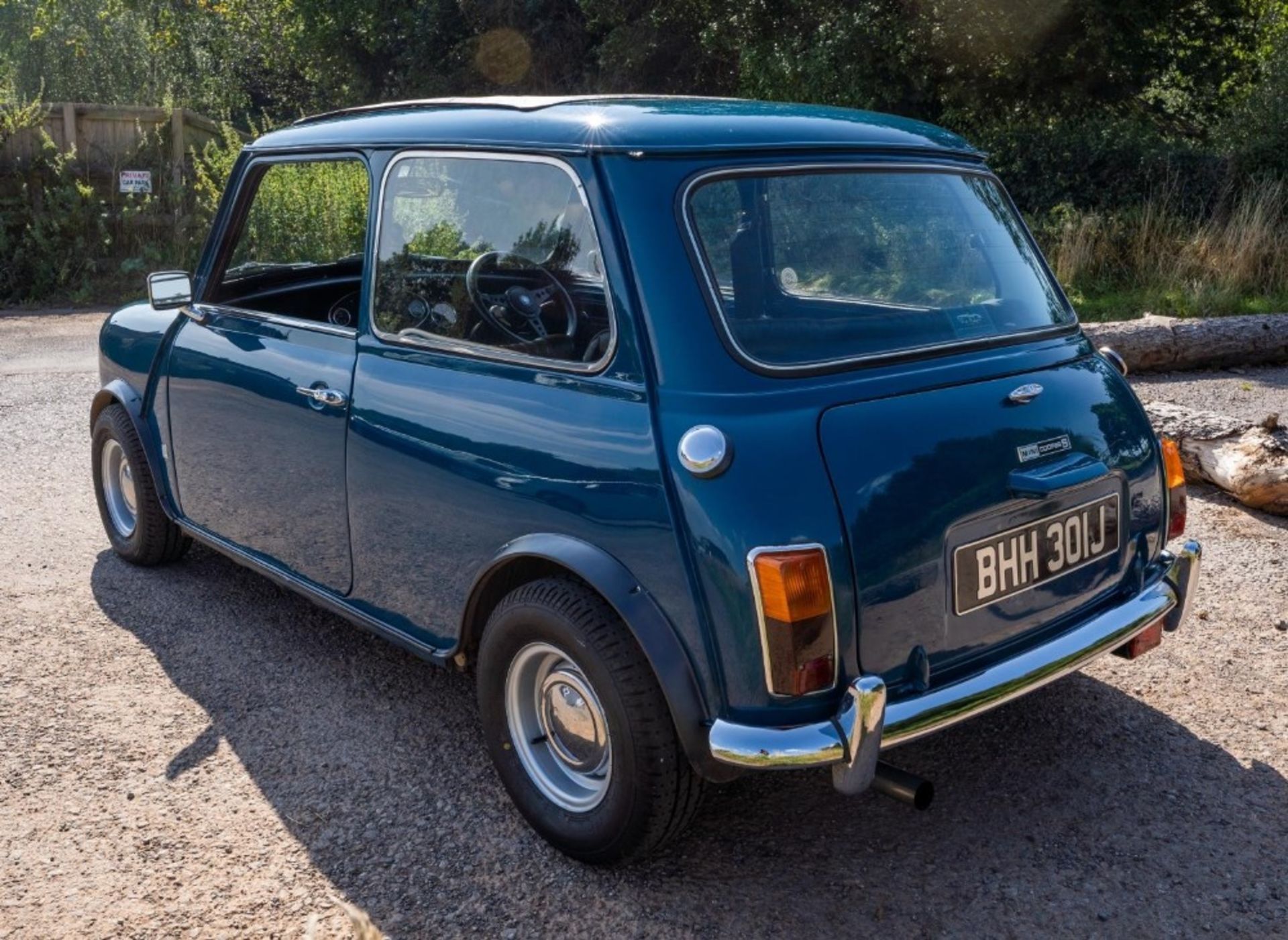 1971 MINI COOPER 'S' MARK III Registration Number: BHH 301J Chassis Number: XAD1412858A Recorded - Image 7 of 27