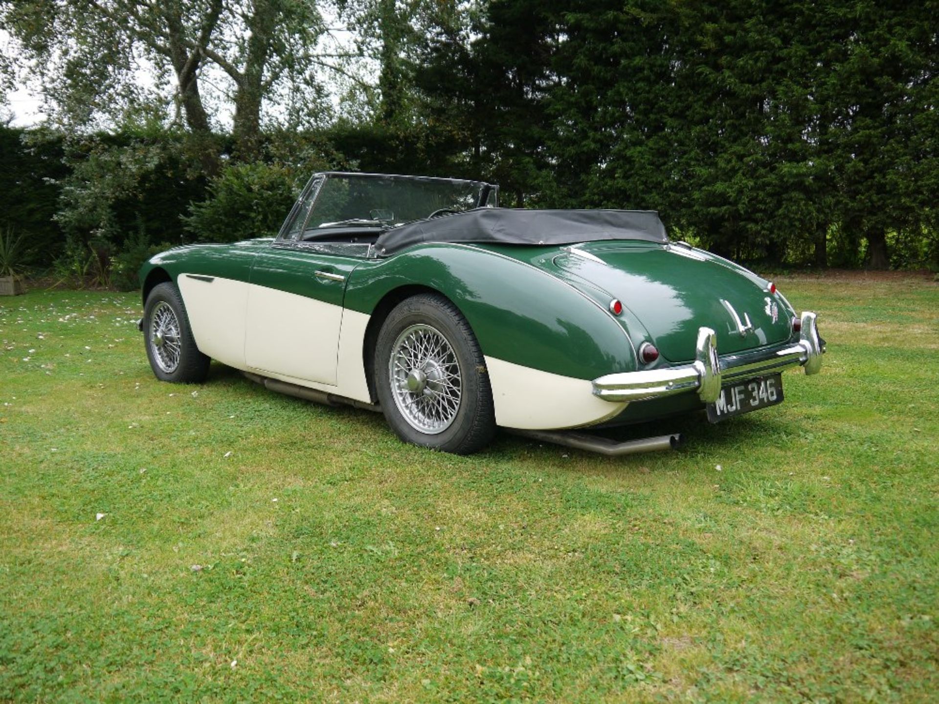 1963 AUSTIN-HEALEY 3000 MARK II Registration Number: MJF 346 Chassis Number: H-BJ7-24376 Recorded - Image 6 of 22