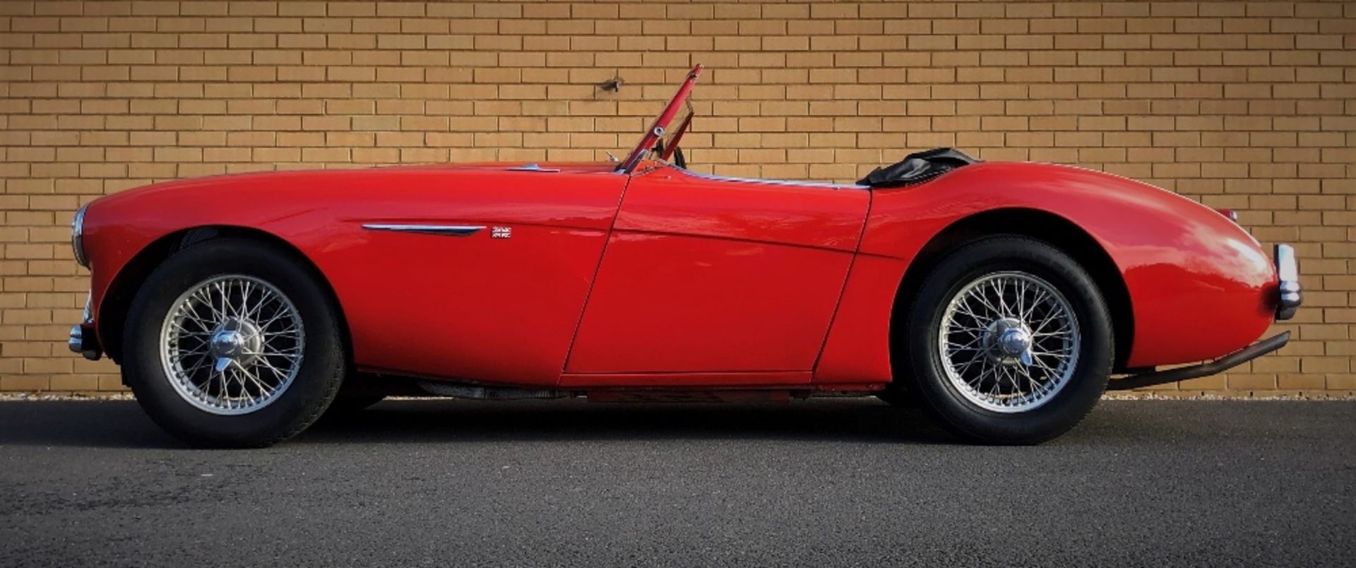 1954 AUSTIN HEALEY 100/4 BN1 Registration Number: JVS 548 Chassis Number: BN1/222319 Recorded - Image 3 of 15