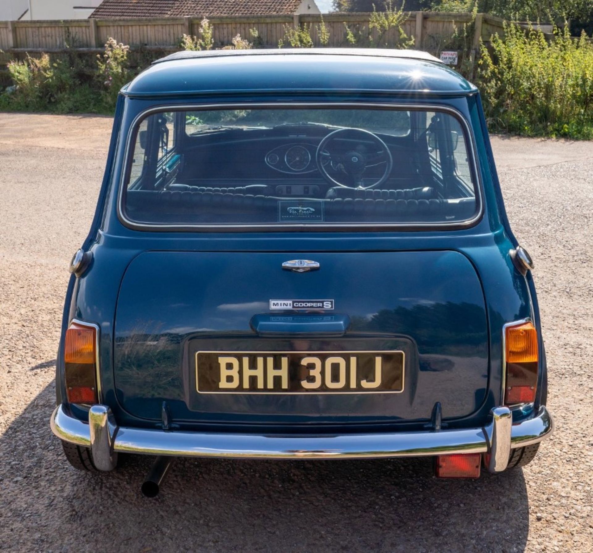 1971 MINI COOPER 'S' MARK III Registration Number: BHH 301J Chassis Number: XAD1412858A Recorded - Image 6 of 27