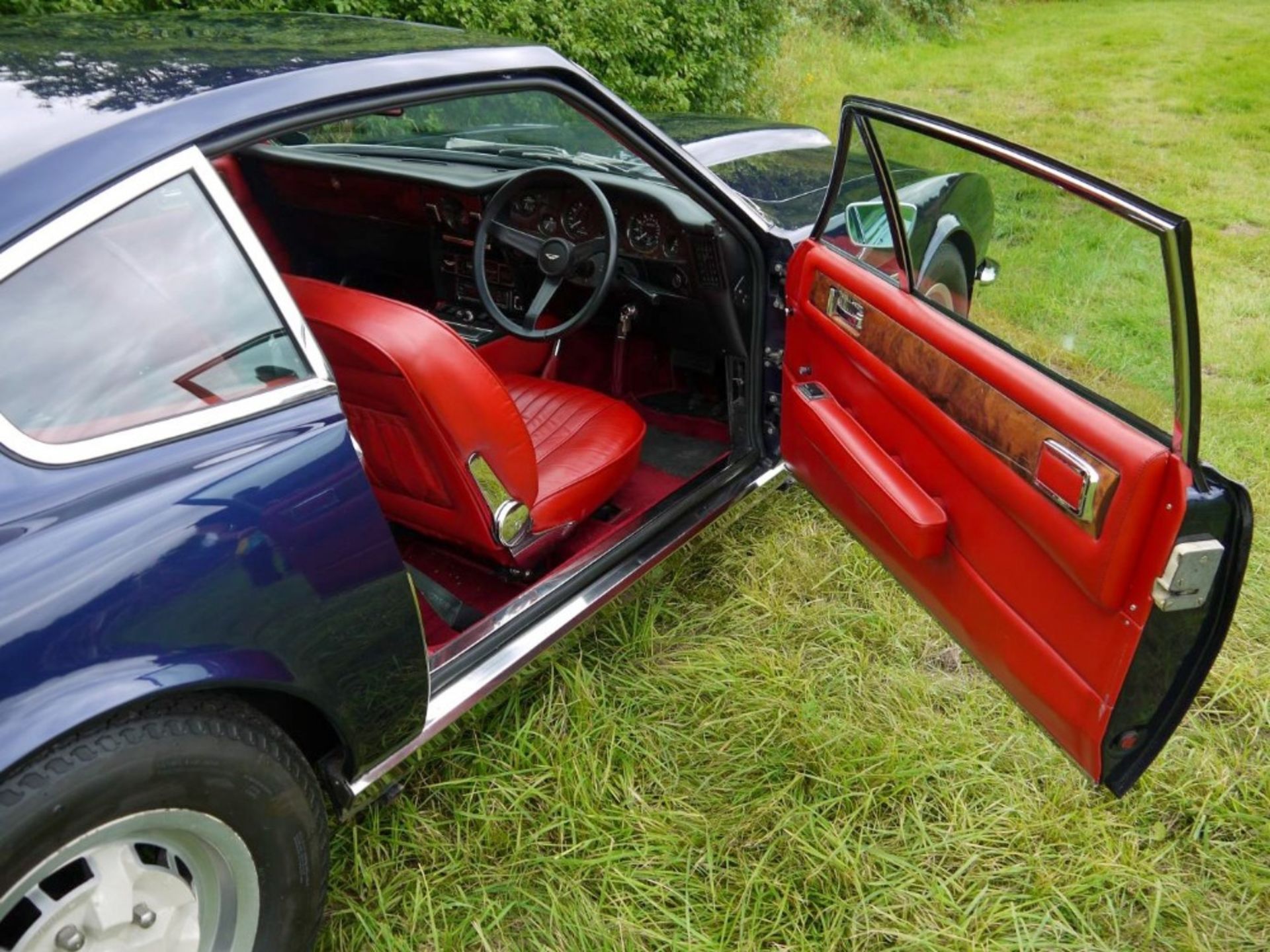 1977 ASTON MARTIN V8 ?S? SALOON Registration Number: 421 FLR Chassis Number: V8/11734/BCA/S Recorded - Image 14 of 32