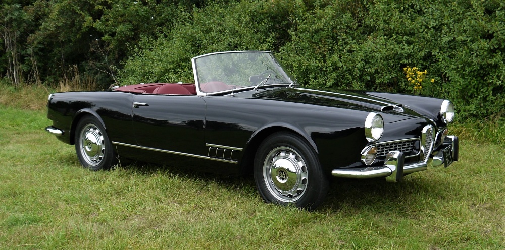 1960 ALFA ROMEO TOURING SPIDER Registration Number: 307 XVJ Chassis Number: AR*10204*000517 Recorded - Image 4 of 36