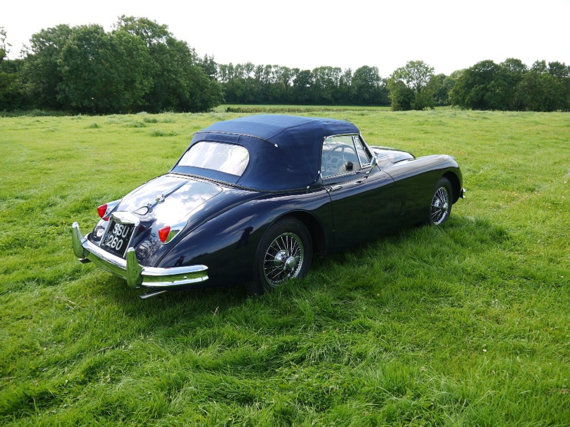 1958 JAGUAR XK150 DROPHEAD COUPE Registration Number: SSU 260 Chassis Number: S837226 Recorded - Image 8 of 26