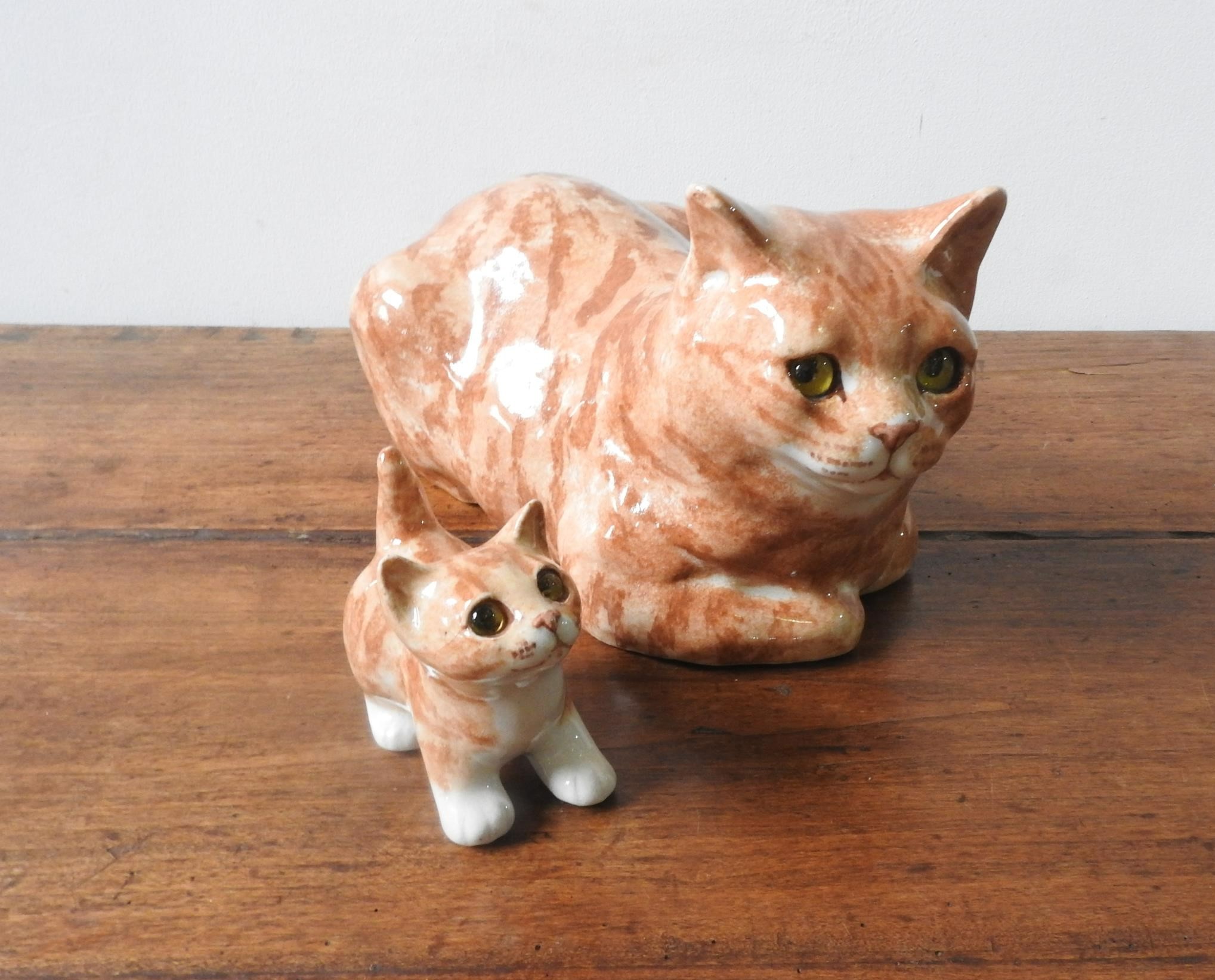 A WINSTANLEY POTTERY GINGER CAT FIGURE AND KITTEN FIGURE, the base signed with - Image 2 of 3