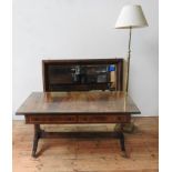 A 20TH CENTURY MAHOHGANY STYLE COFFEE TABLE, STANDARD LAMP AND MIRROR, the regency-style coffe table