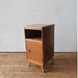 AN ART DECO STYLE RETRO BEDSIDE CUPBOARD, 70 x 36 x 36 cm