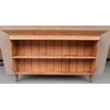 A LARGE PINE 'DRESSER TOP' STYLE WALL SHELF in Victorian style. 108 x 176 x 41 cms