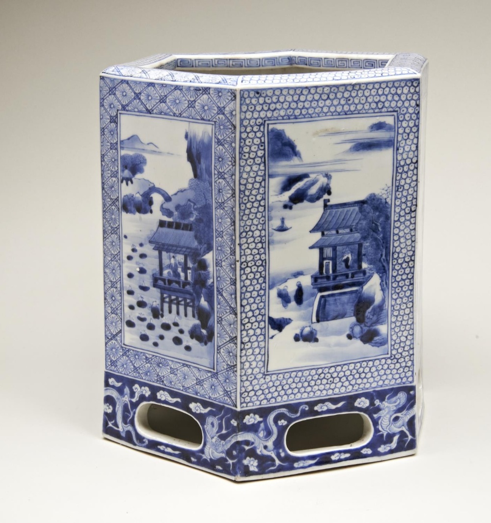 LARGE BLUE AND WHITE HEXAGONAL JARDINIERE QING DYNASTY, 19TH CENTURY the sides finely painted - Image 2 of 2