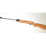 Hungarian air rifle, numbered 42137 LG527, 92cm length, with green bag