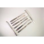 Eight silver handled fish knives, maker YB, Sheffield 1976