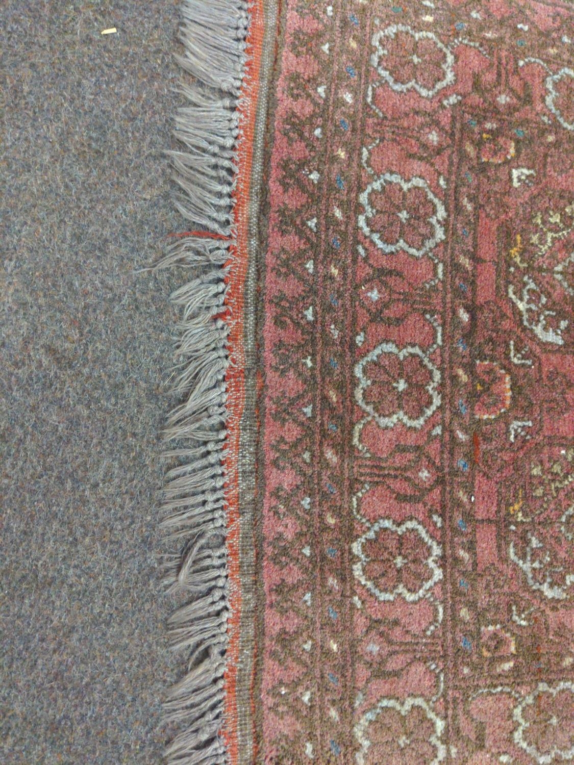 Tekke Turkmen carpet runner. W80cm x L290cm  - Image 3 of 4
