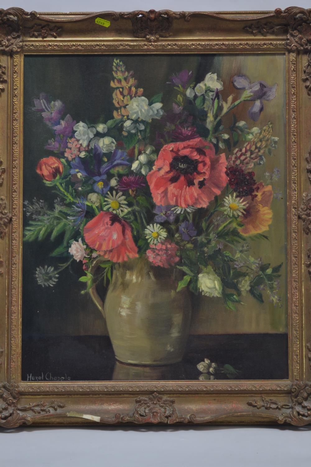 Hazel Chapple oil on board still life of flowers in ornate frame. 58cm x 68cm including frame 