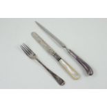 Silver & mother-of-pearl christening set of fork & knife, maker FCA & Co, Sheffield 1901 & 1904, eng