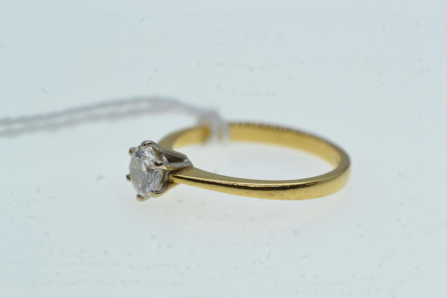 18ct gold & 0.43 carat diamond soliataire ring, size J, 2.09 grams  Accompanied by a GIA certificate - Image 3 of 5