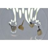 Four gold &amp; teeth crowns, including three white gold &amp; one yellow gold, gross weight 6.07 gr