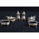 Silver cruet set, maker W&amp;H, Birmingham &amp; Sheffield 1926, comprising a pair of of mustards,