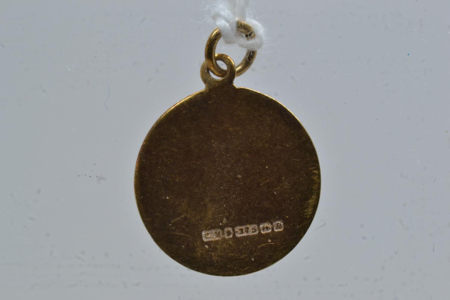 9ct gold St. Christopher medal pendant/charm, length including bale 20mm, 1.25 grams  - Image 3 of 3