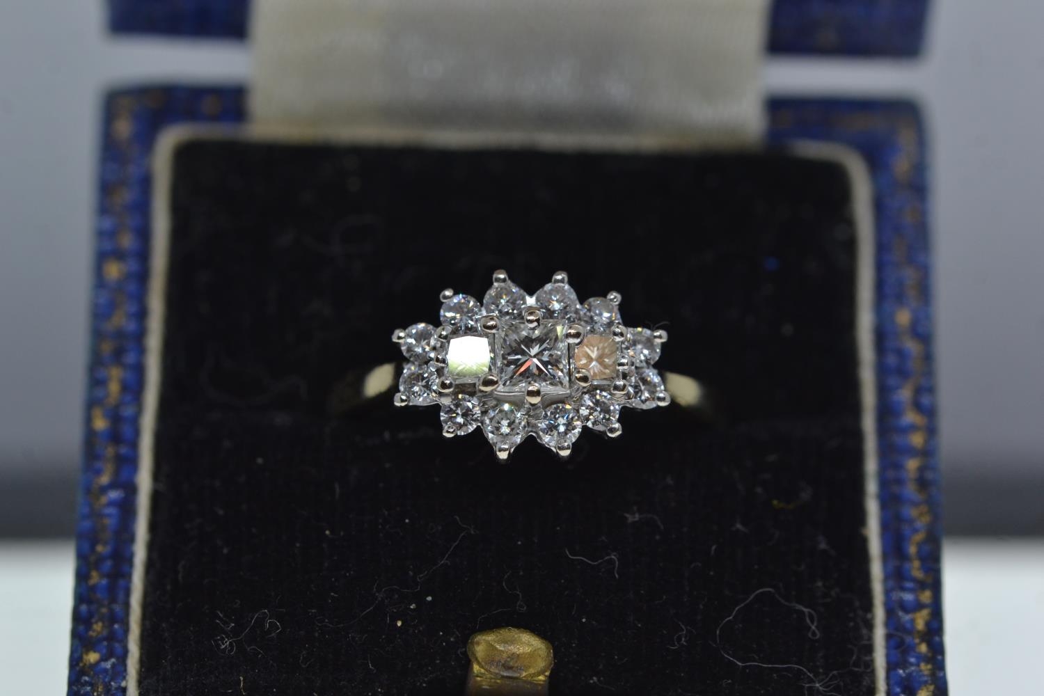 18ct gold & diamond cluster ring, size M, 3.36 grams  - Image 2 of 5