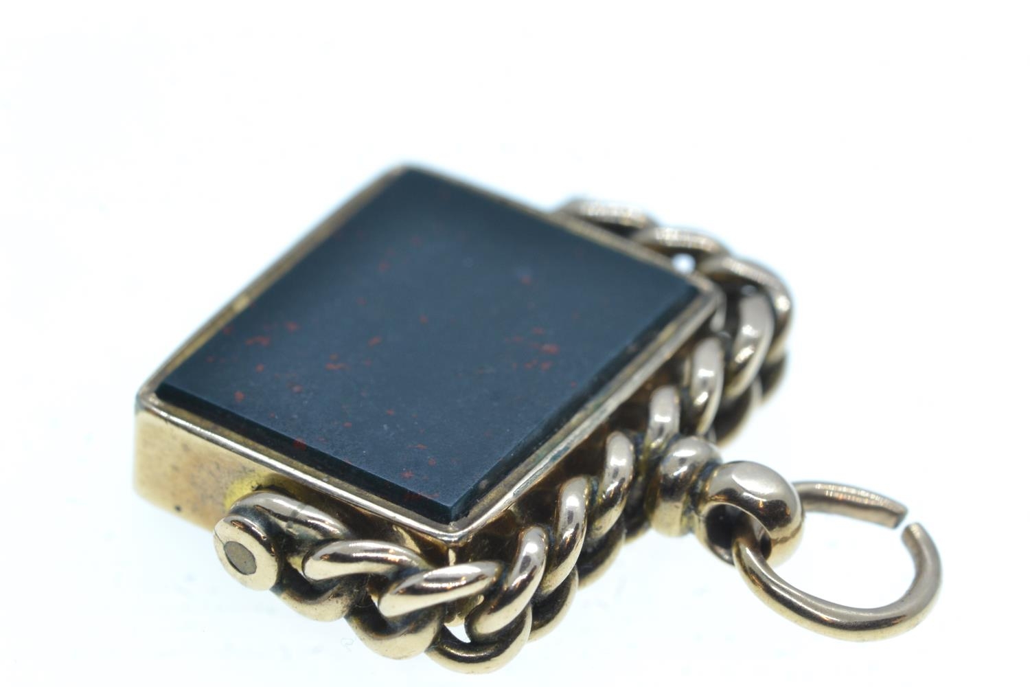 9ct gold, bloodstone & carnelian swivel fob, length including bale 33mm, together with a yellow meta - Image 3 of 10