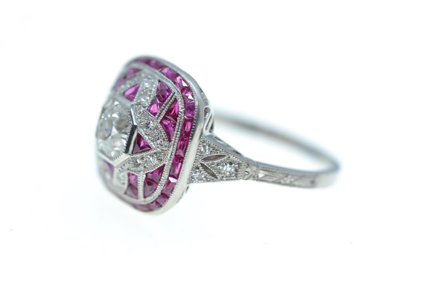 Platinum, diamond & ruby ring, size M, 5.34 grams  - Image 2 of 5
