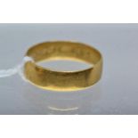 22ct gold band, size S, 5.2 grams