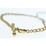 9ct gold bracelet suspending a T-bar, circumference 190mm, 2.53 grams