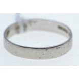 Platinum band ring, size S1/2, 3.06 grams