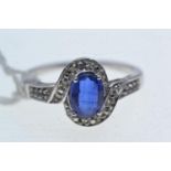 9ct white gold, Himalayan Kyanite &amp; white stone ring, size S, 3.25 grams