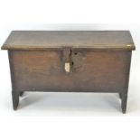 Small oak Victorian coffer with brass lock w86cm x d36cm x h51xm