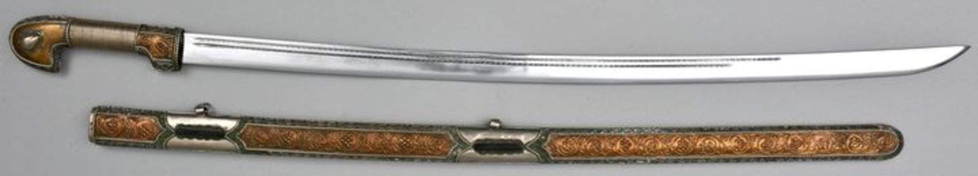 Schaschka (Säbel, traditionell), Kaukasus, 20. Jh.Griff Metall/ Neusilber/ Messing mit Filig