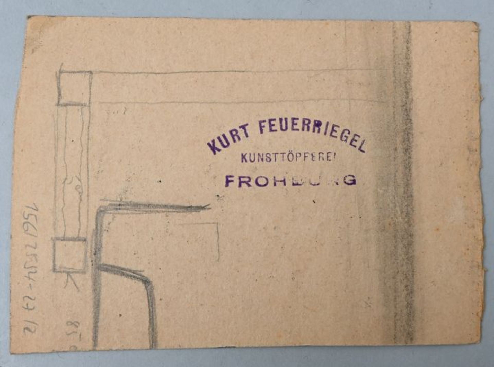 Feuerriegel, Kurt. 1880 Meißen-1961Zwei Entwurfszeichnungen für Keramik-Krüge, Bleistift/ - Bild 2 aus 2