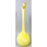 Bodenvase/ Soliflore, Murano (?), 20. Jh.Farbloses Glas, Unterfang Milchglas mit gelben Aufsc